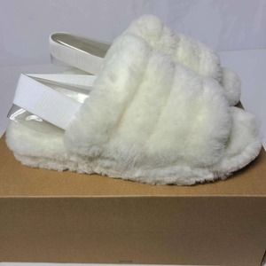 Fluff Yeah Ugg Slides- White